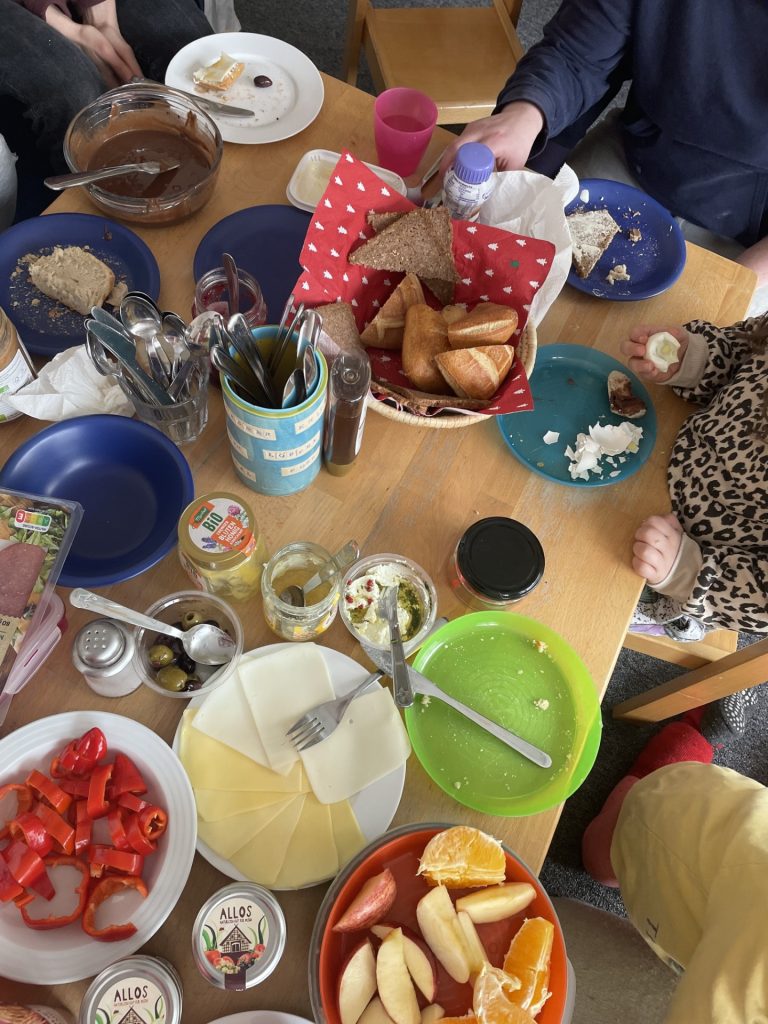 Krabbelgruppe im Familienzentrum Buch