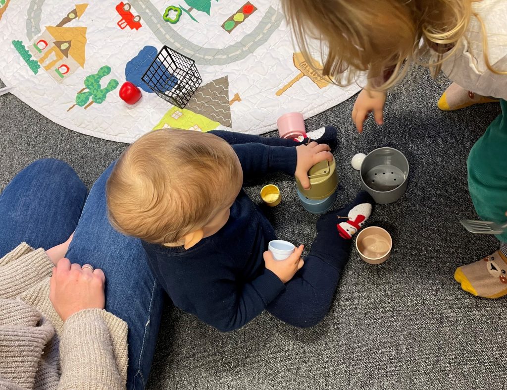 Krabbelgruppe im Familienzentrum Buch
